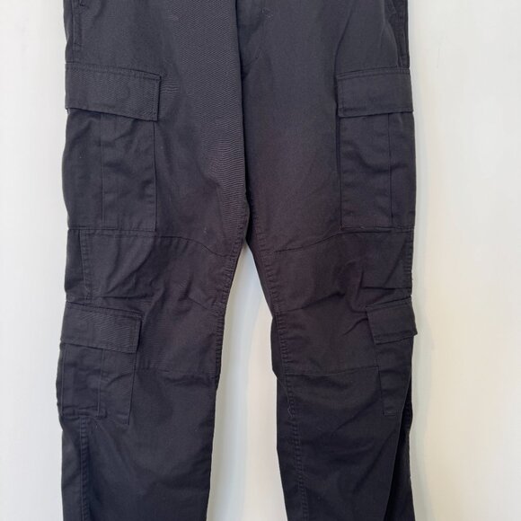 Men's Black Military Style Cargo Pants - Picture 5 of 10
